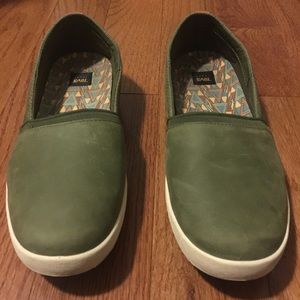 Teva Women’s Willow Slide On Size 9.5